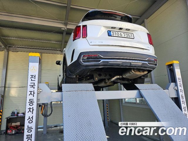 Kia Sorento 2023 — photo 2
