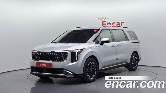 Kia Canival 2025 — photo 1