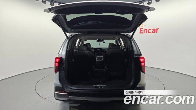 Kia Canival 2025 — photo 23