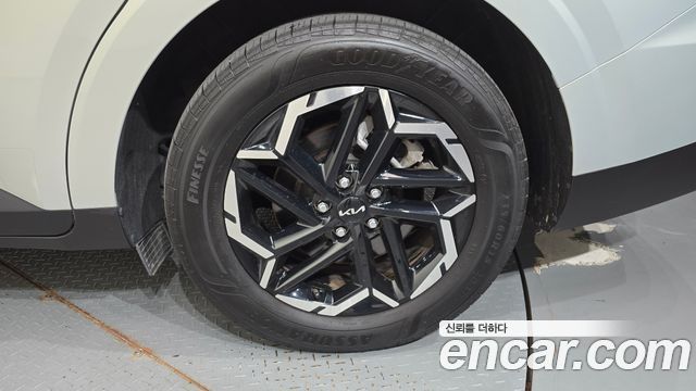 Kia Canival 2025 — photo 7