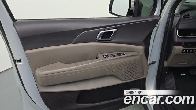 Kia Canival 2025 — photo 15