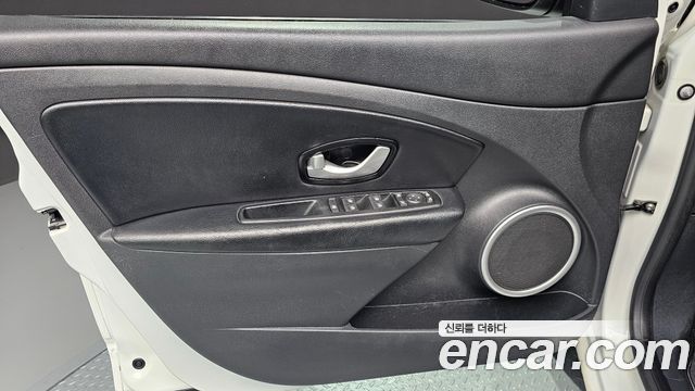Renault Korea SM3 2014 — photo 14