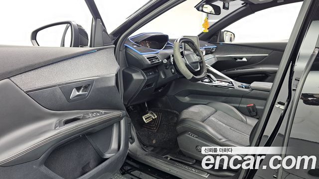 Peugeot 3008 2018 — photo 10
