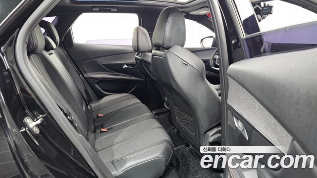 Peugeot 3008 2018 — photo 12