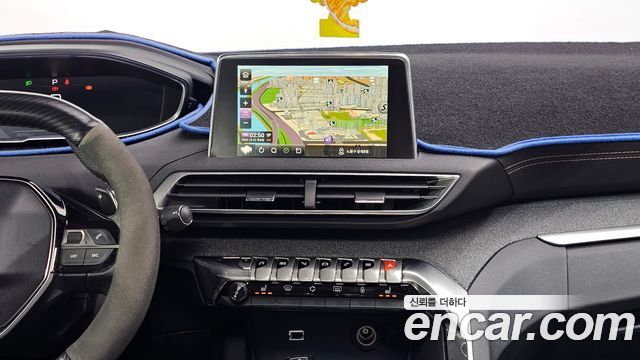 Peugeot 3008 2018 — photo 14