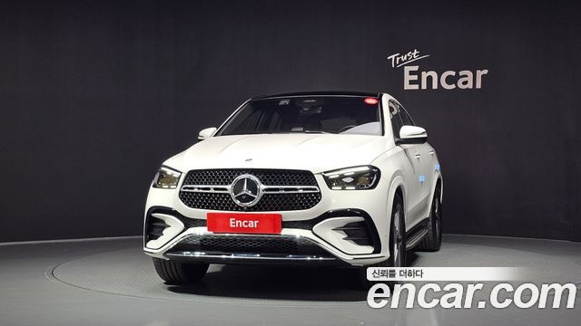 Mercedes-Benz GLE-Class 2026 — photo 3