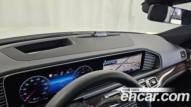 Mercedes-Benz GLE-Class 2026 — photo 21