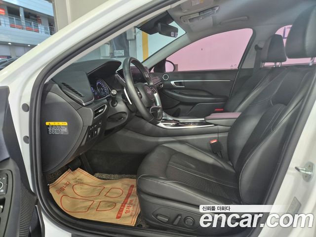 Hyundai Sonata 2020 — photo 9