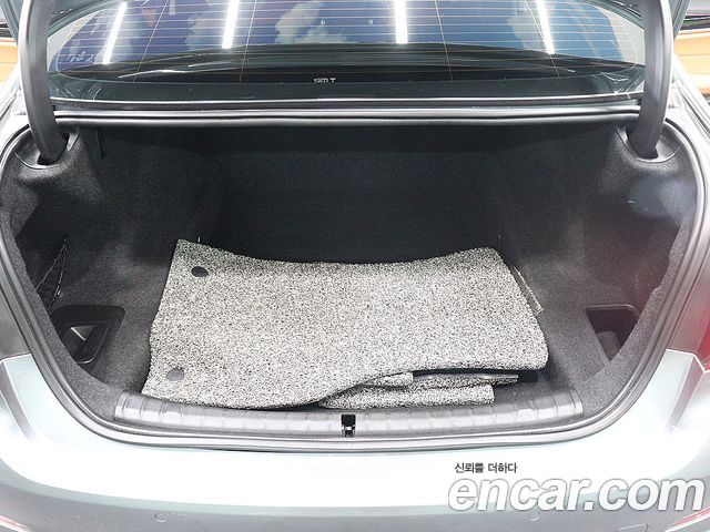 BMW 5-Series 2018 — photo 5