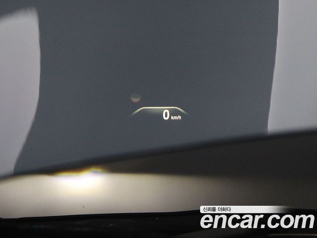 BMW 5-Series 2018 — photo 9