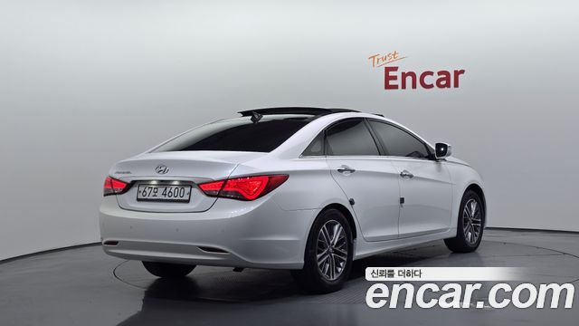 Hyundai Sonata 2013 — photo 2