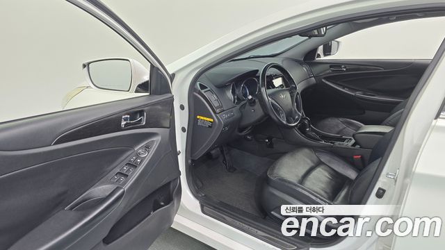Hyundai Sonata 2013 — photo 10