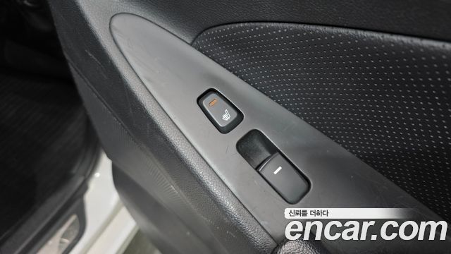 Hyundai Sonata 2013 — photo 12