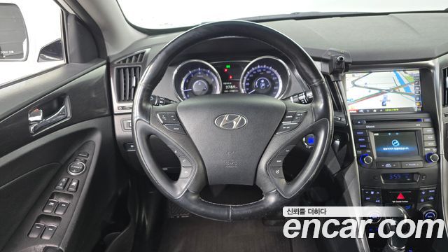 Hyundai Sonata 2013 — photo 14