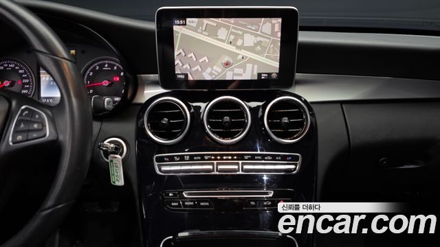 Mercedes-Benz C-Class 2017 — photo 14