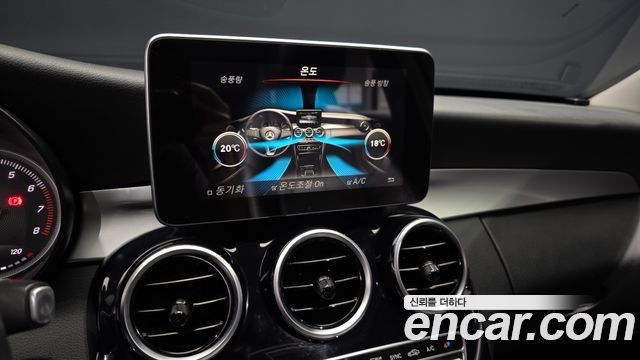 Mercedes-Benz C-Class 2017 — photo 16