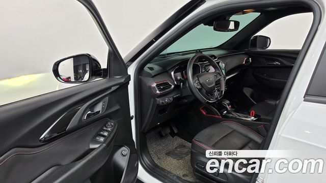 Chevrolet Korea Trailblazer 2022 — photo 13