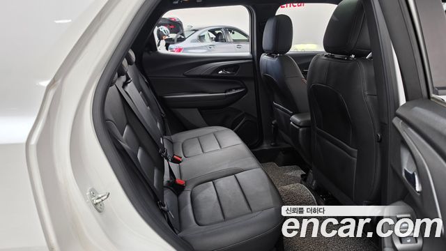 Chevrolet Korea Trailblazer 2022 — photo 17