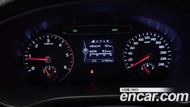 Kia Sorento 2017 — photo 11