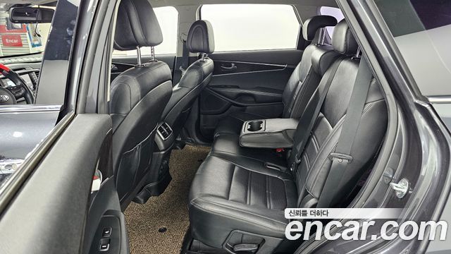 Kia Sorento 2017 — photo 18