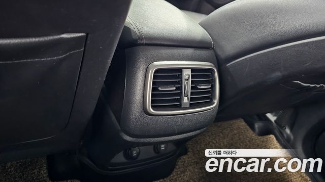 Kia Sorento 2017 — photo 24