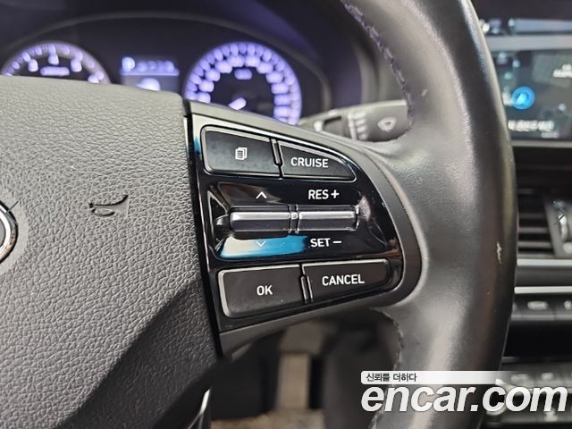 Hyundai Grandeur 2017 — photo 16