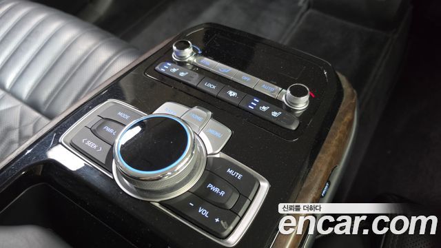 Genesis G90 2021 — photo 17