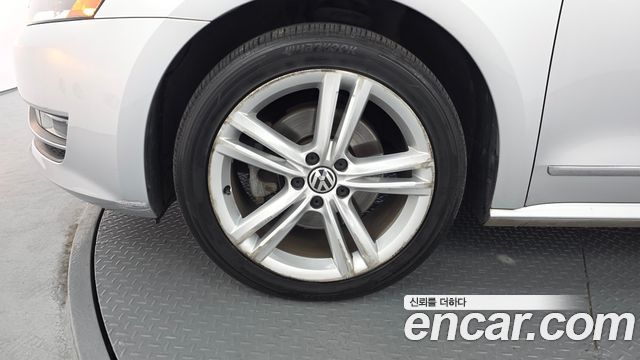 Volkswagen Passat 2014 — photo 5