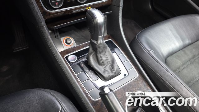 Volkswagen Passat 2014 — photo 9