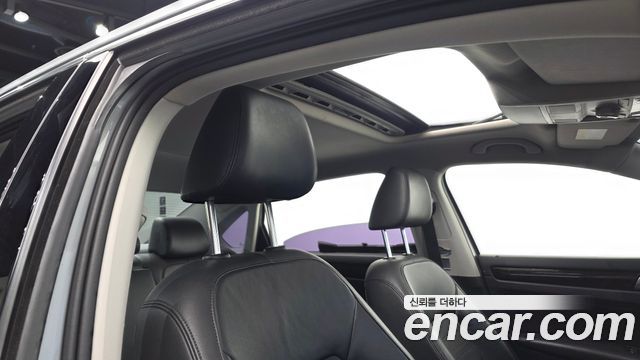 Volkswagen Passat 2014 — photo 16