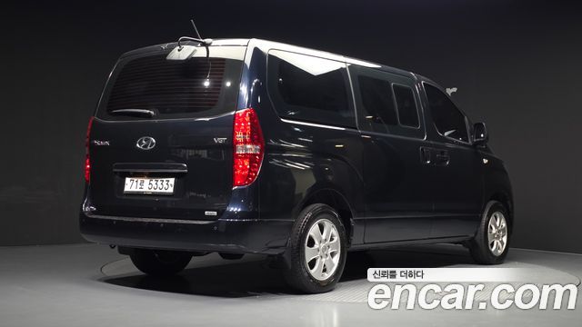 Hyundai Starex 2021 — photo 2
