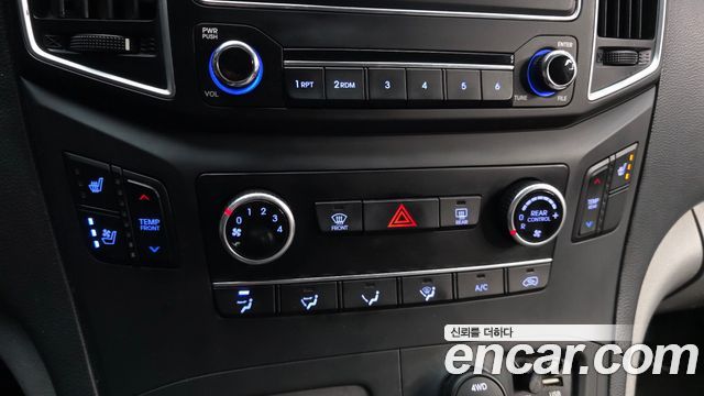 Hyundai Starex 2021 — photo 23