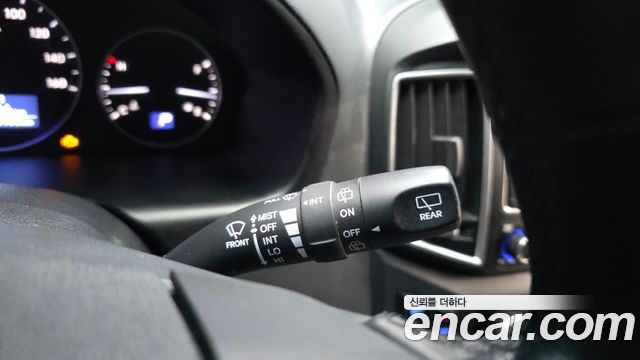 Hyundai Starex 2021 — photo 28