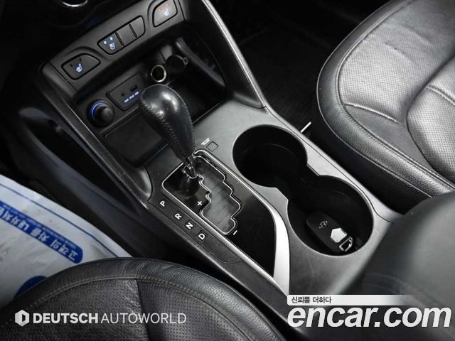 Hyundai Tucson 2011 — photo 9