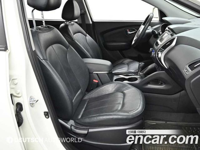 Hyundai Tucson 2011 — photo 10