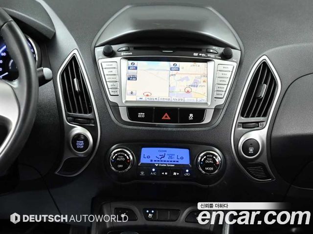 Hyundai Tucson 2011 — photo 14