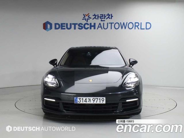 Porsche Panamera 2018 — photo 3