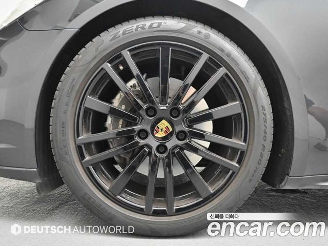 Porsche Panamera 2018 — photo 5