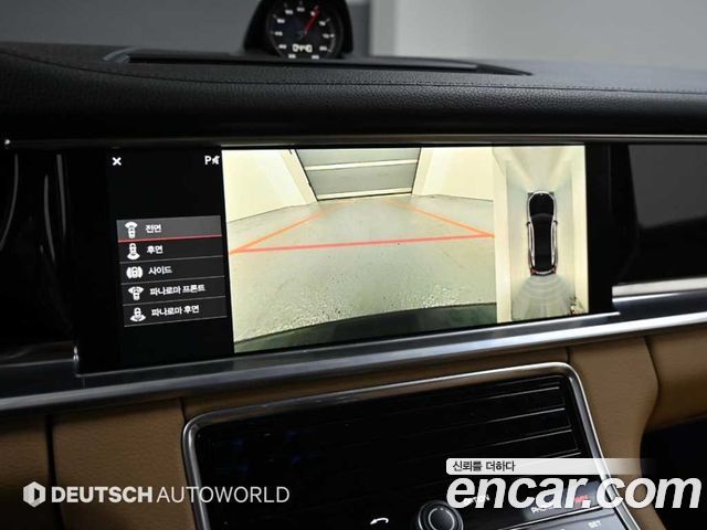 Porsche Panamera 2018 — photo 15