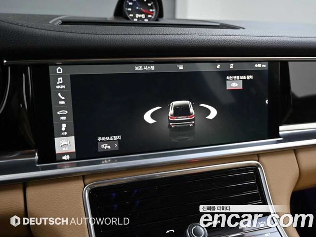 Porsche Panamera 2018 — photo 17