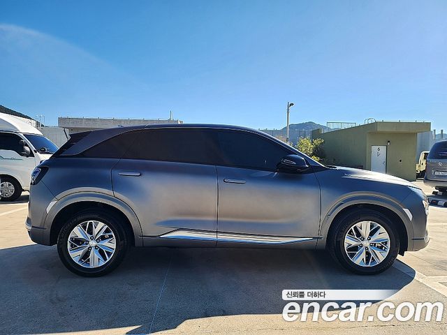Hyundai Nexo 2023 — photo 6