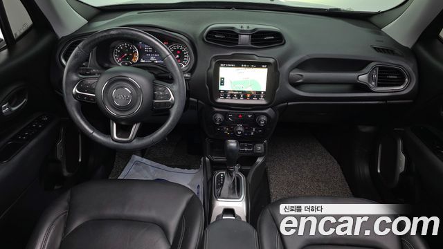Jeep Renegade 2020 — photo 10