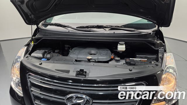 Hyundai Starex 2017 — photo 6