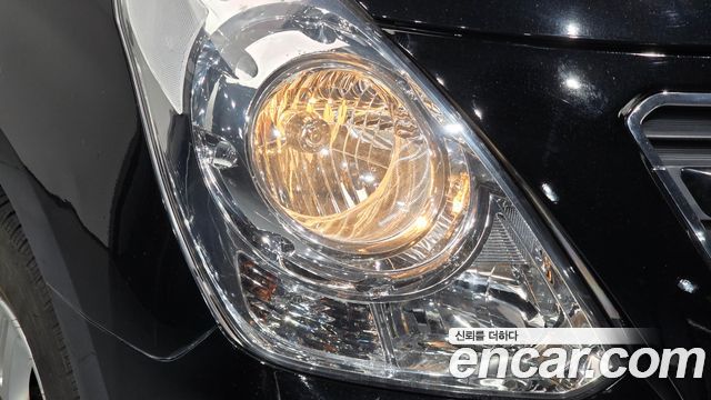 Hyundai Starex 2017 — photo 8
