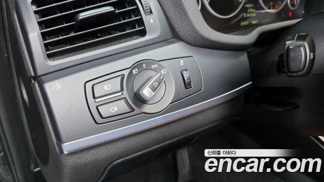 BMW X3 2012 — photo 17