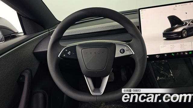 Tesla Model 3 2027 — photo 19