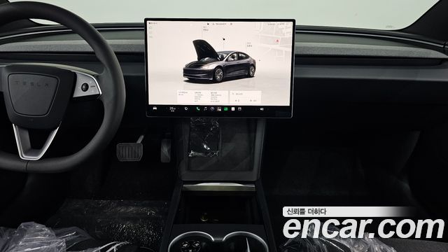 Tesla Model 3 2027 — photo 20