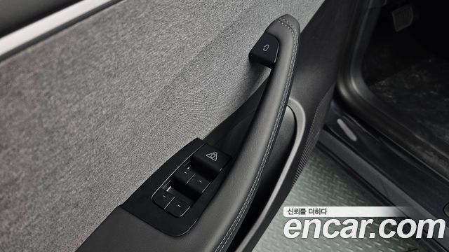 Tesla Model 3 2027 — photo 27