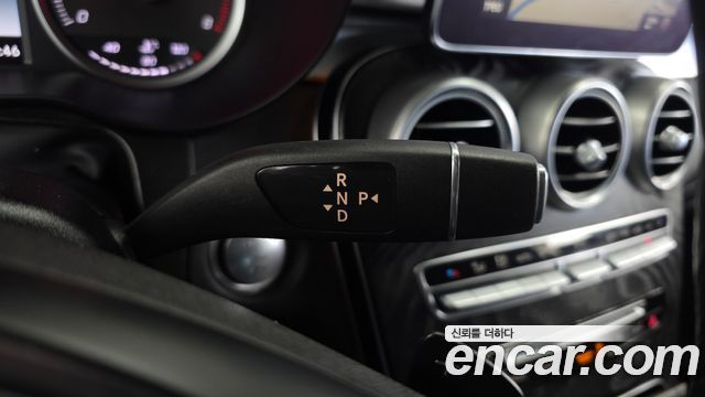 Mercedes-Benz GLC-Class 2019 — photo 9