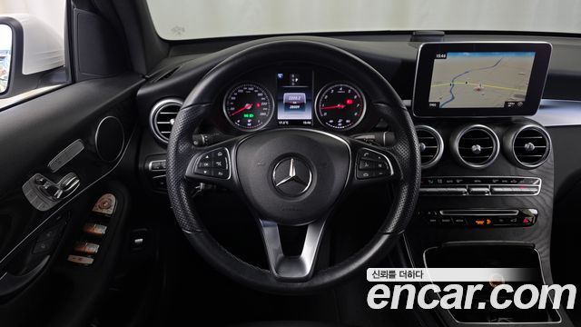 Mercedes-Benz GLC-Class 2019 — photo 13